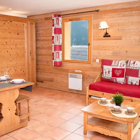 Apartment 6 Pers. Avec Parking Et Balcon A Pra Loup - Fr-1-504-173