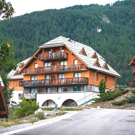 Apartment 6 Pers. Avec Parking Et Balcon A Pra Loup - Fr-1-504-173 *